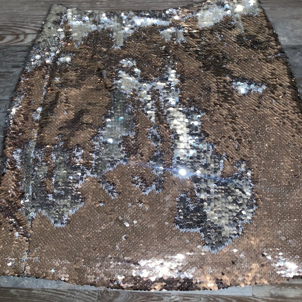 Sequined skirt